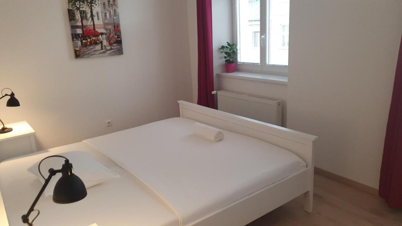 Le Monde Apartment Bratislava - Amazing 5Bdr In Downtown מראה חיצוני תמונה